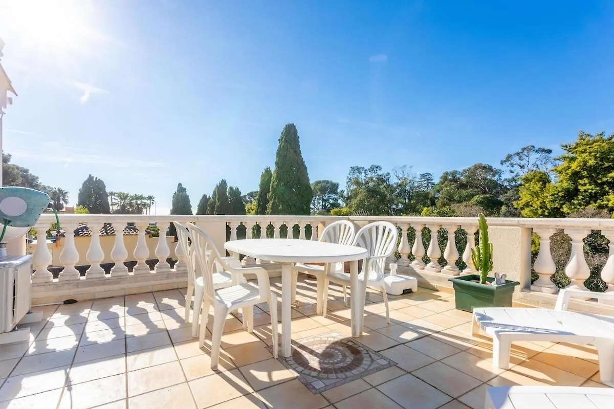 Villa 6 Pers A 150M De La Plage Saint-Raphael  France