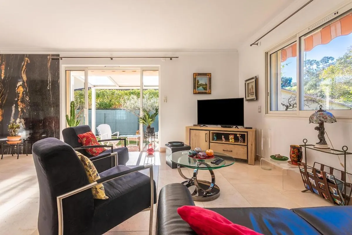Villa 6 Pers A 150M De La Plage Saint-Raphael  Saint-Raphael (Var)