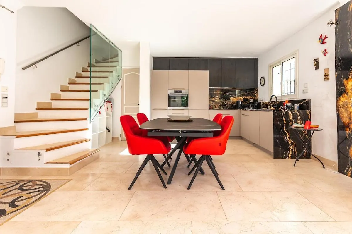 Villa 6 Pers A 150M De La Plage Saint-Raphael  0*, Saint-Raphael (Var)