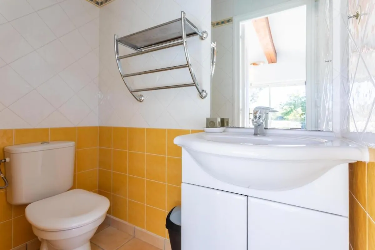 Villa 6 Pers A 150M De La Plage Saint-Raphael  France