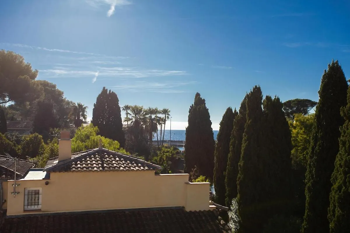 Villa 6 Pers A 150M De La Plage Saint-Raphael   Saint-Raphael (Var)
