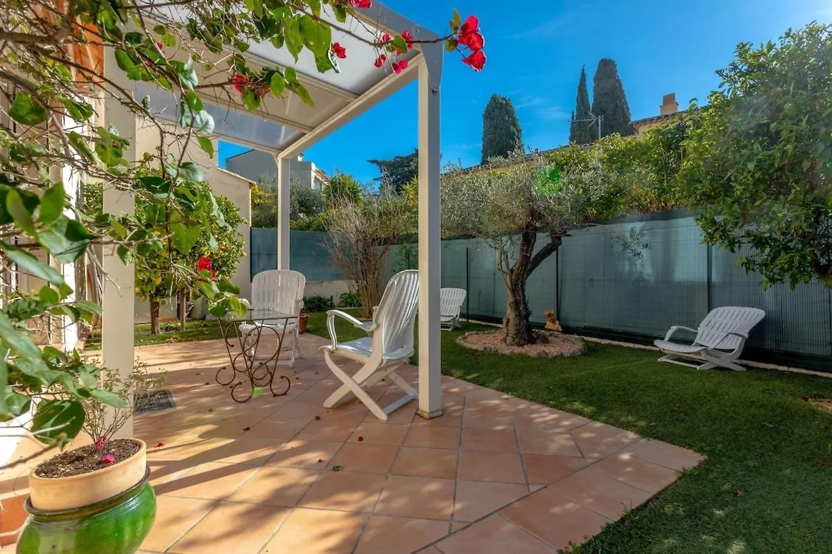 Villa 6 Pers A 150M De La Plage Saint-Raphael